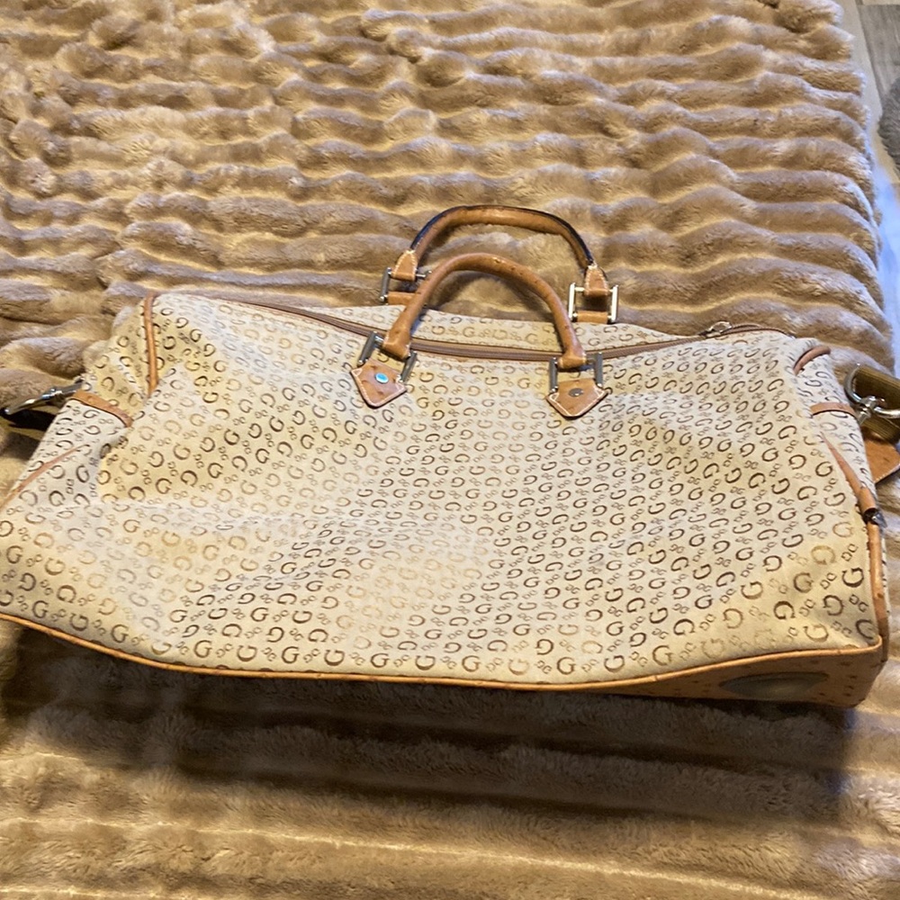 Guess Weekender bag